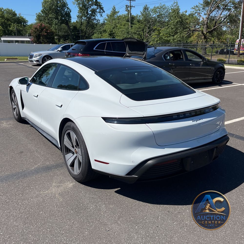 2021 Porsche Taycan Base