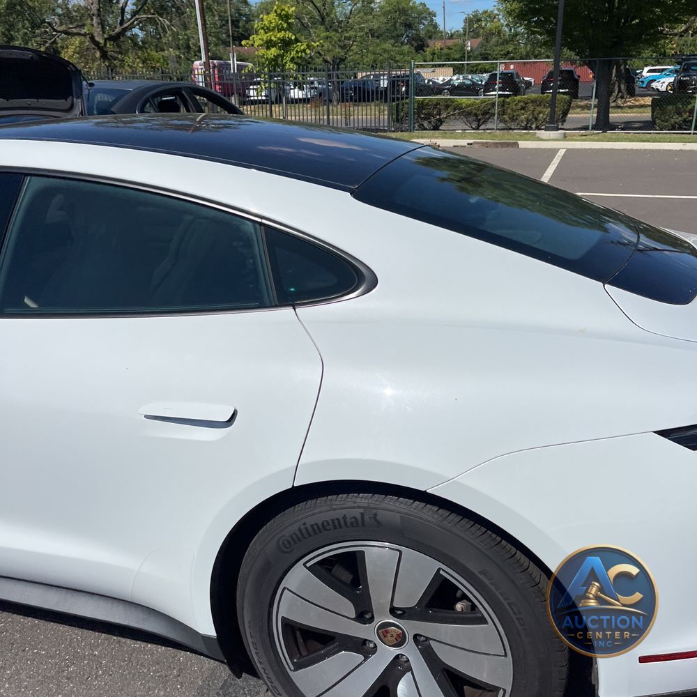2021 Porsche Taycan Base