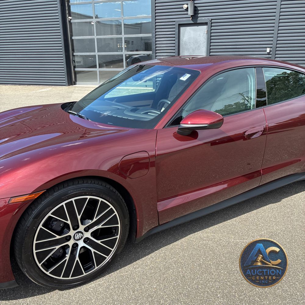 2021 Porsche Taycan Base