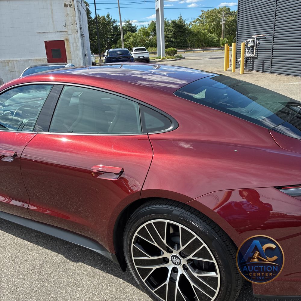 2021 Porsche Taycan Base