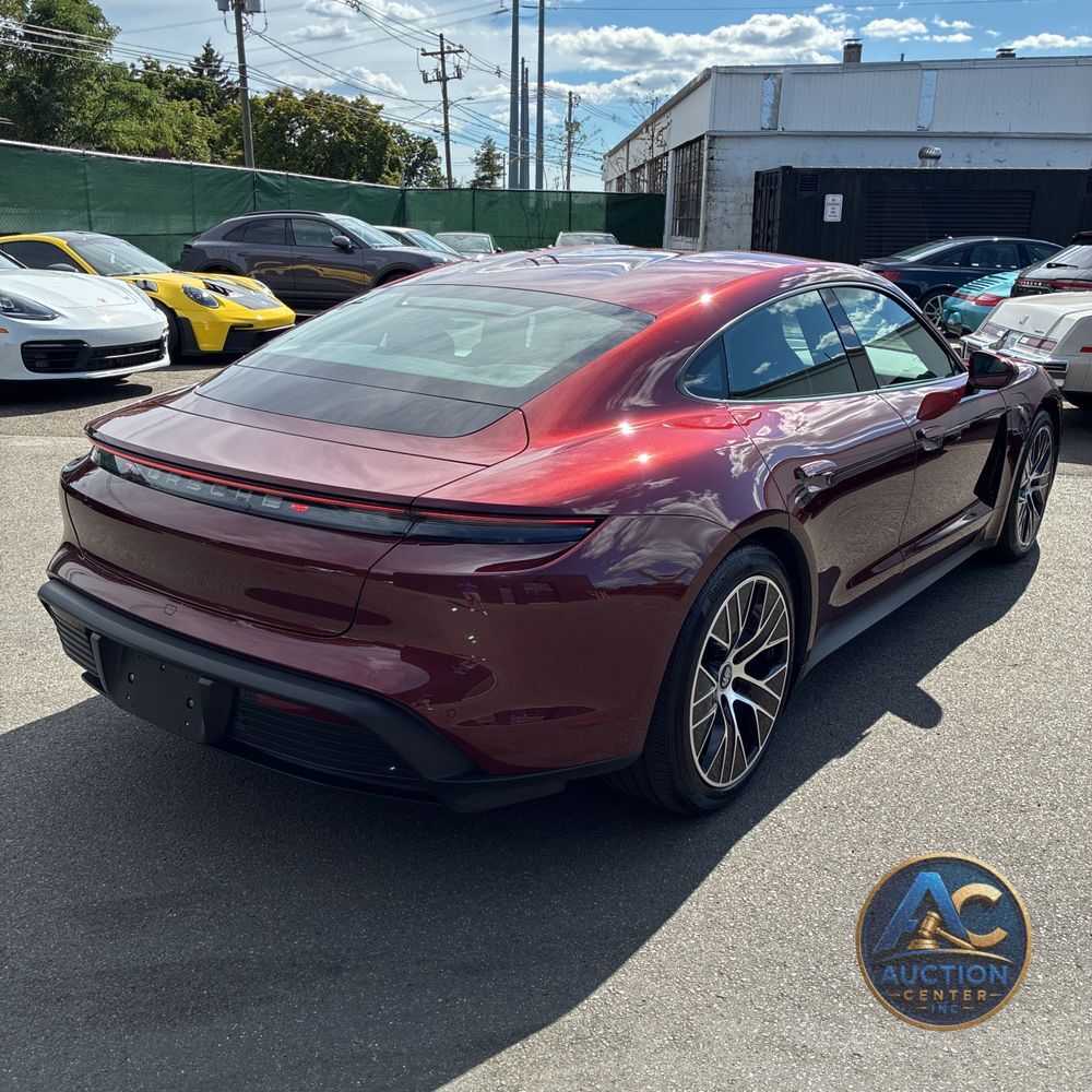 2021 Porsche Taycan Base