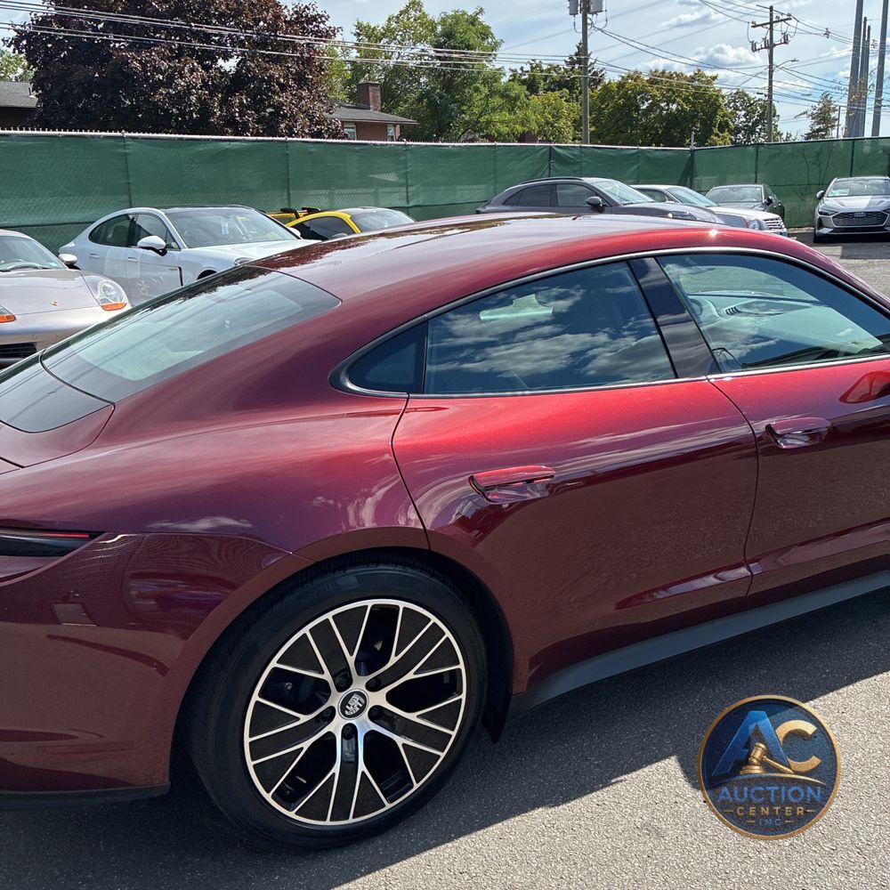 2021 Porsche Taycan Base