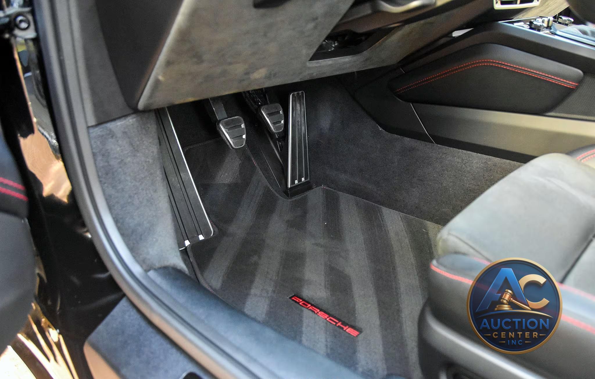 2024 Porsche 911 Carrera GTS