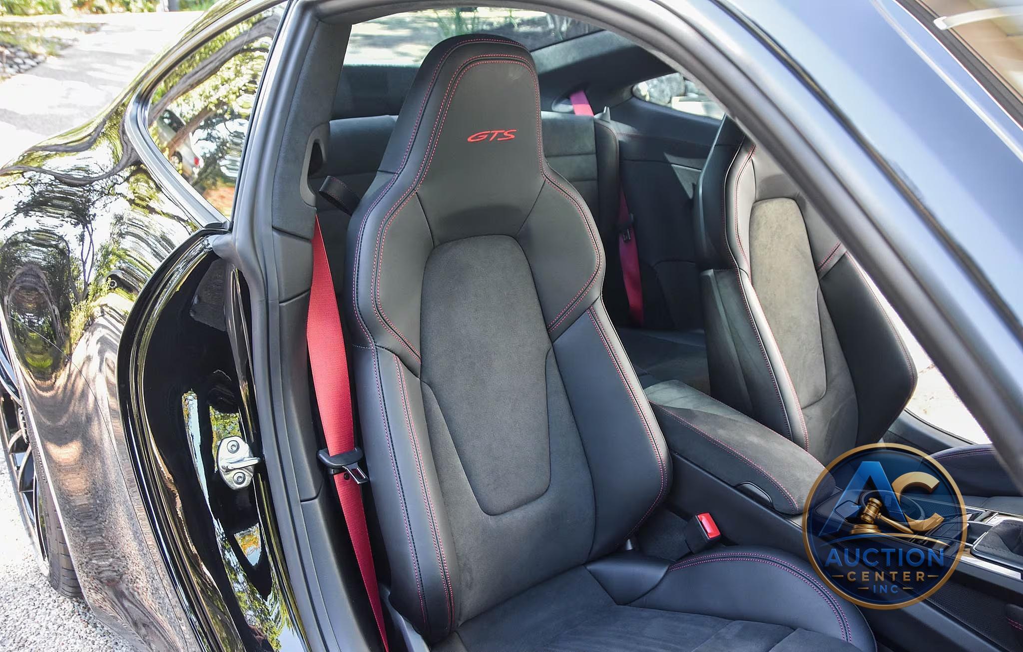 2024 Porsche 911 Carrera GTS
