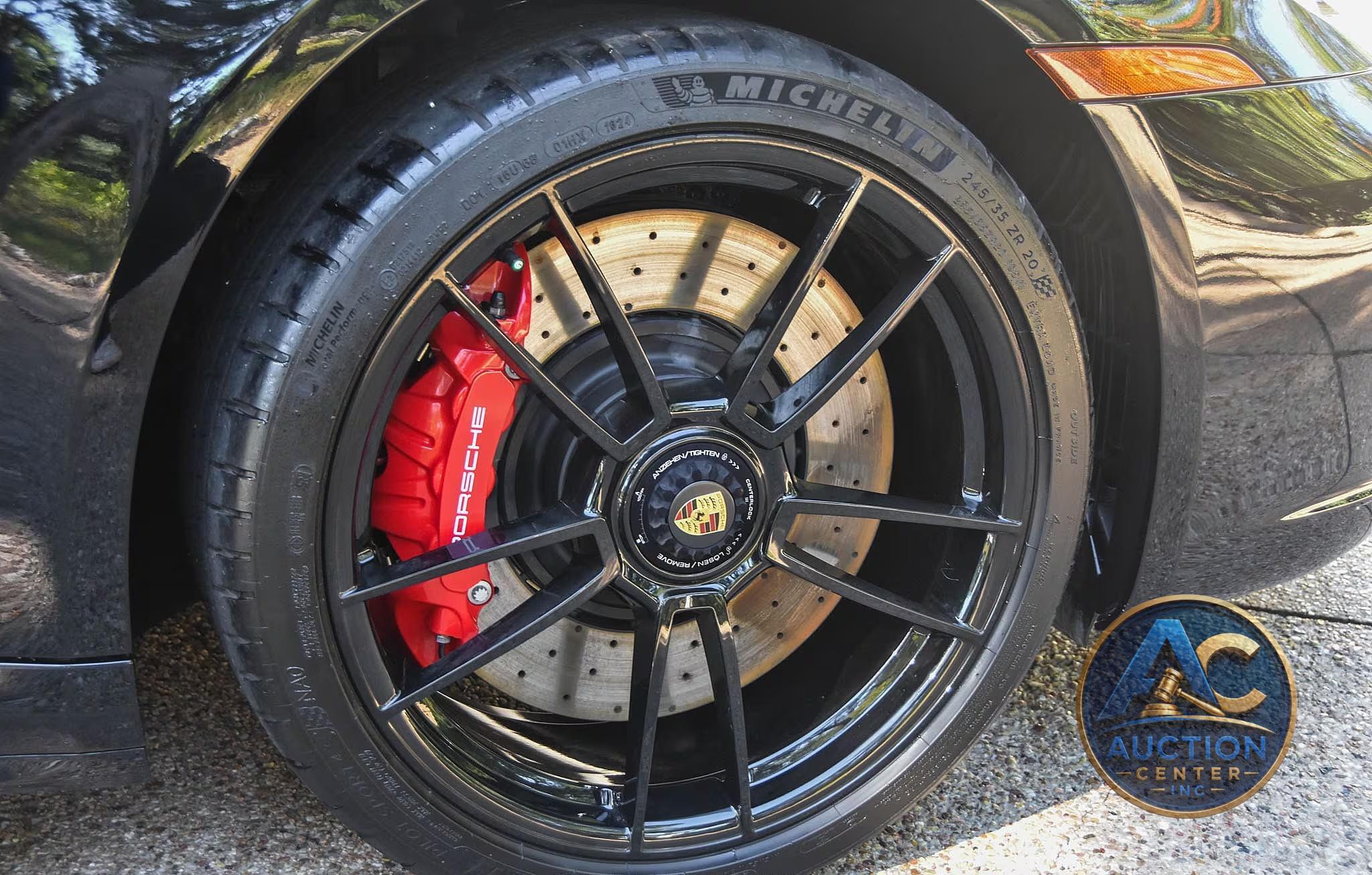2024 Porsche 911 Carrera GTS