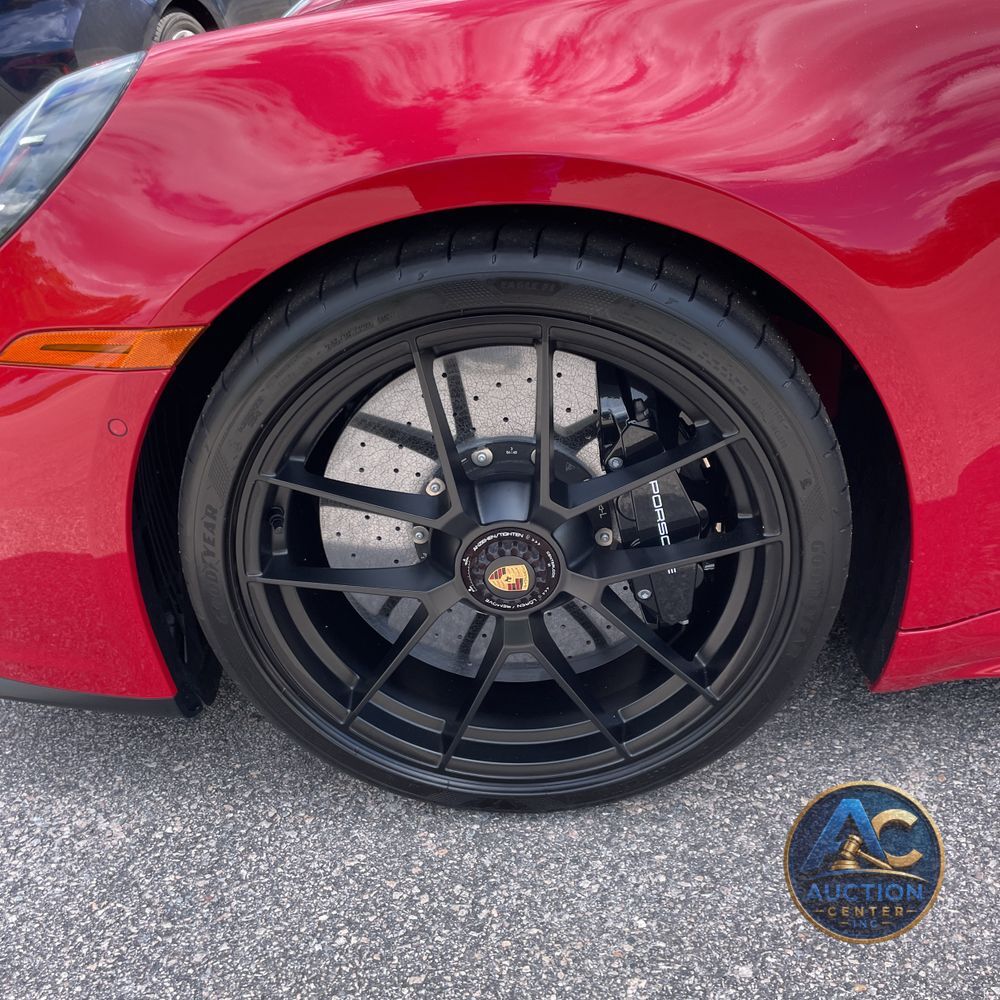 2025 Porsche 911 Carrera GTS