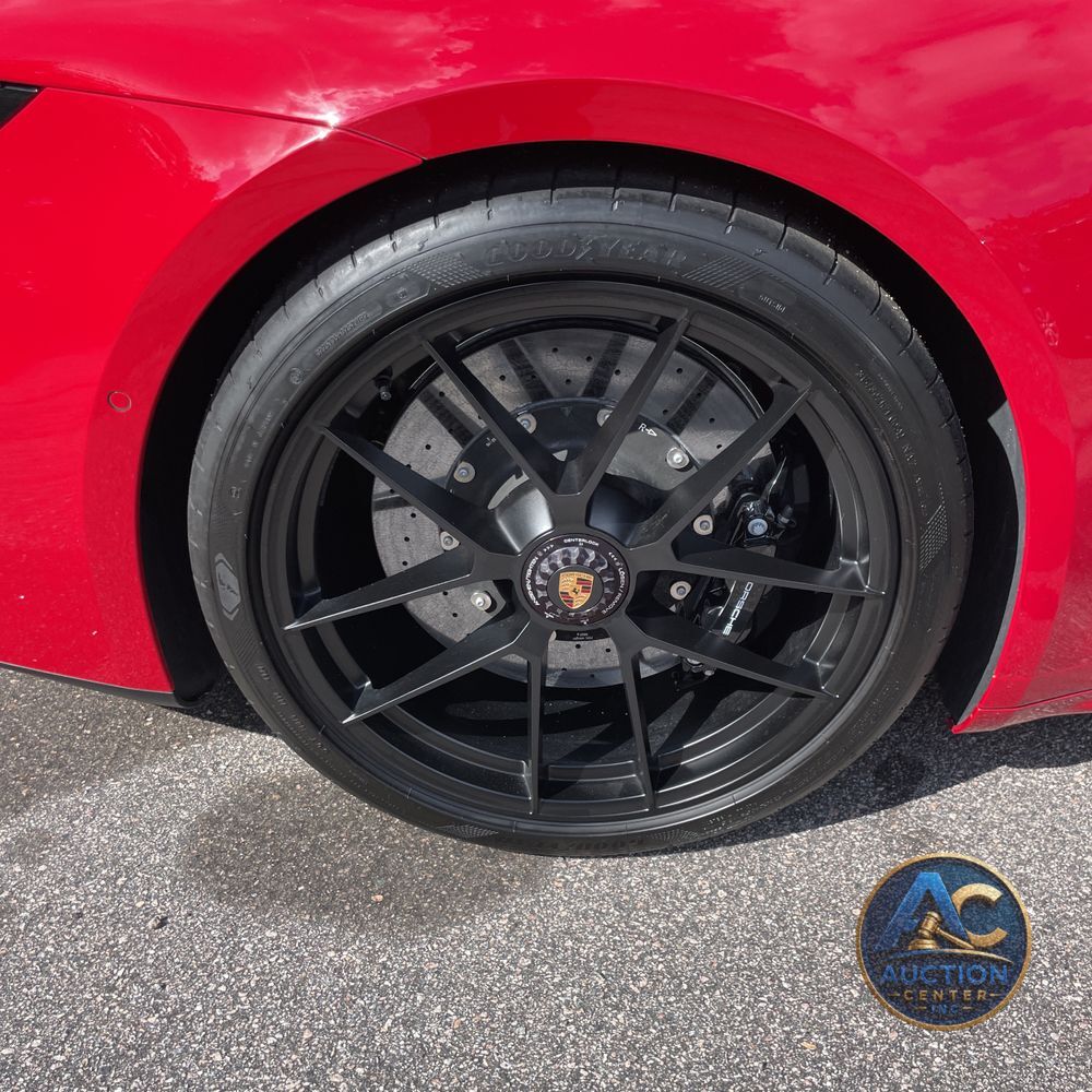2025 Porsche 911 Carrera GTS