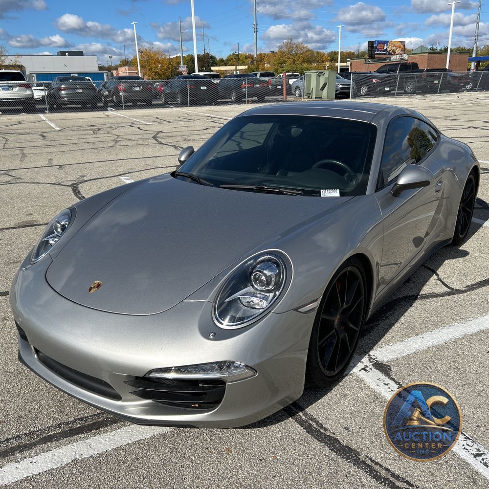 2013 Porsche 911 Carrera 4 4S