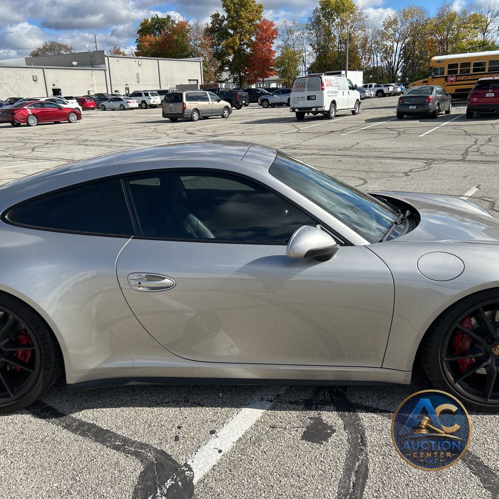 2013 Porsche 911 Carrera 4 4S