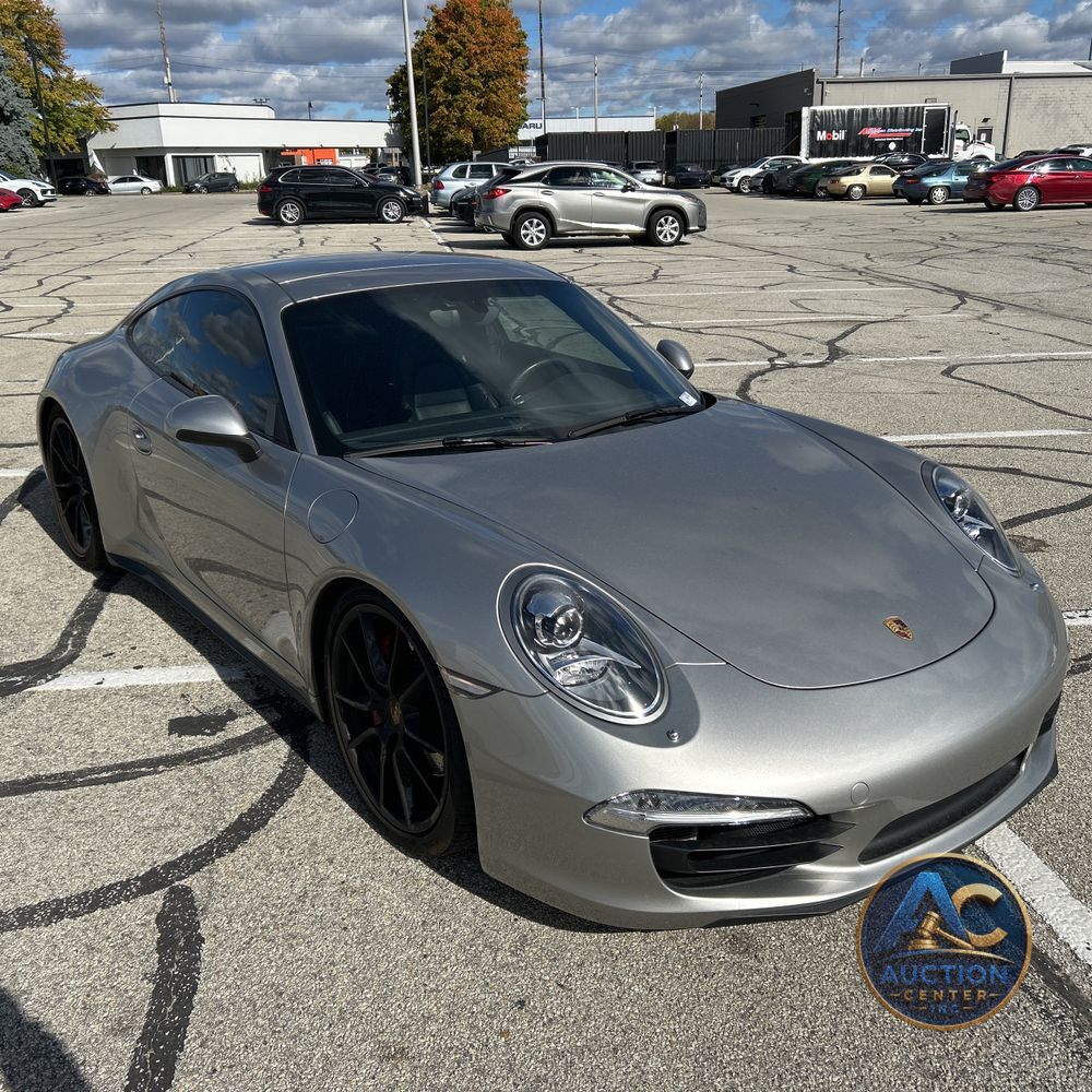 2013 Porsche 911 Carrera 4 4S