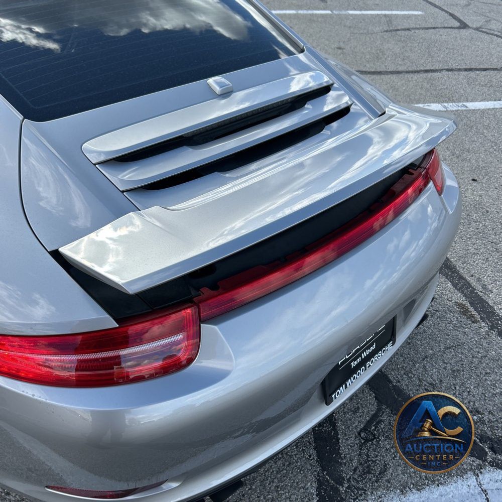 2013 Porsche 911 Carrera 4 4S