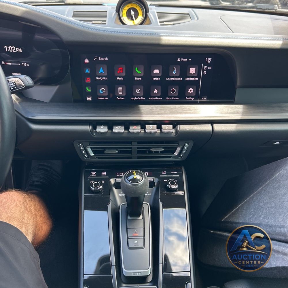 2022 Porsche 911 Carrera GTS