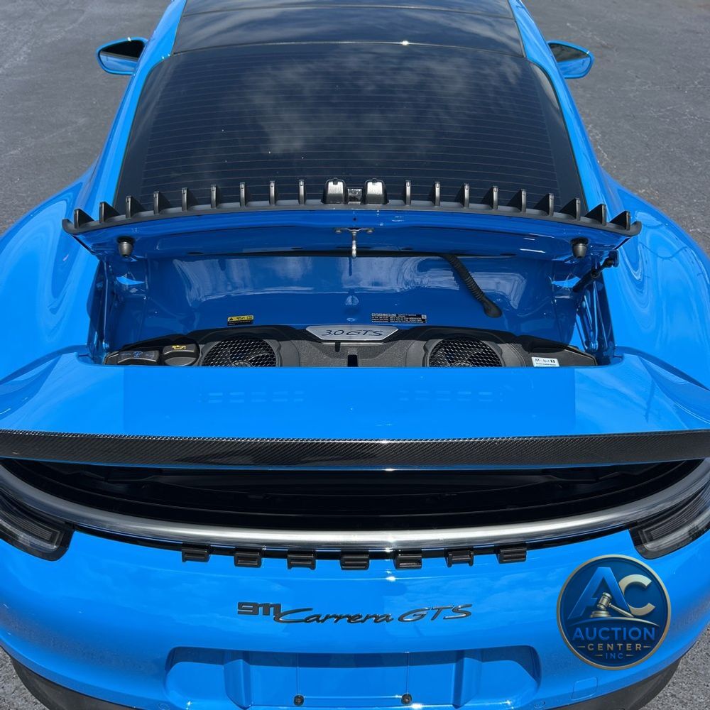 2022 Porsche 911 Carrera GTS