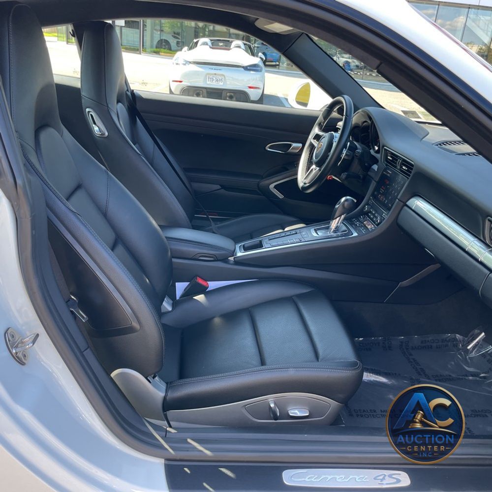 2019 Porsche 911 Carrera 4S