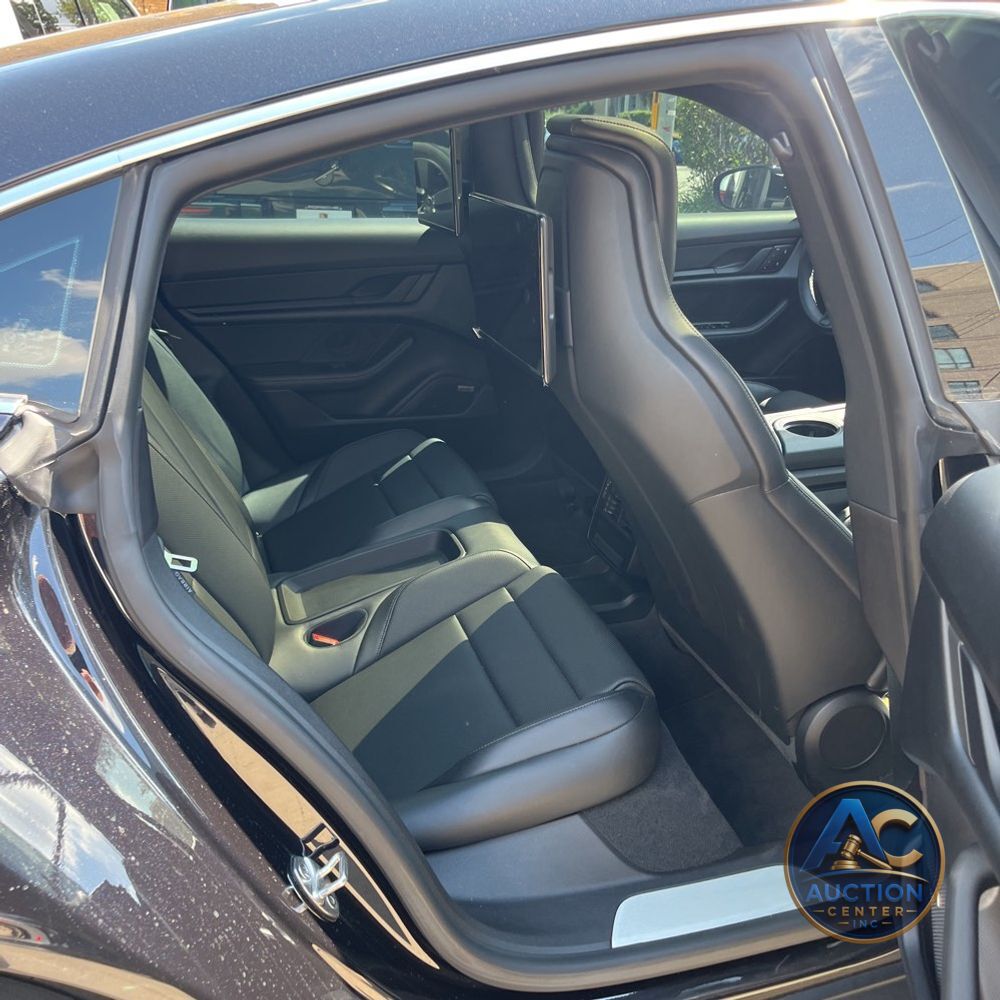 2024 Porsche Taycan 4S