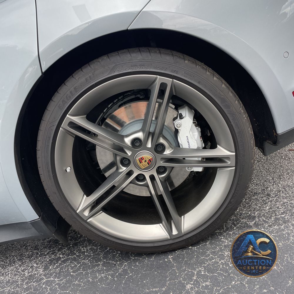 2024 Porsche Taycan 4S