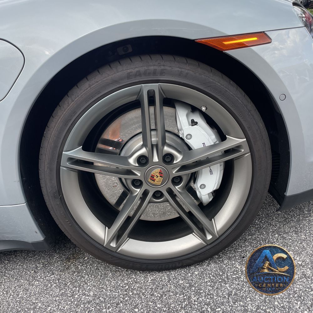 2024 Porsche Taycan 4S