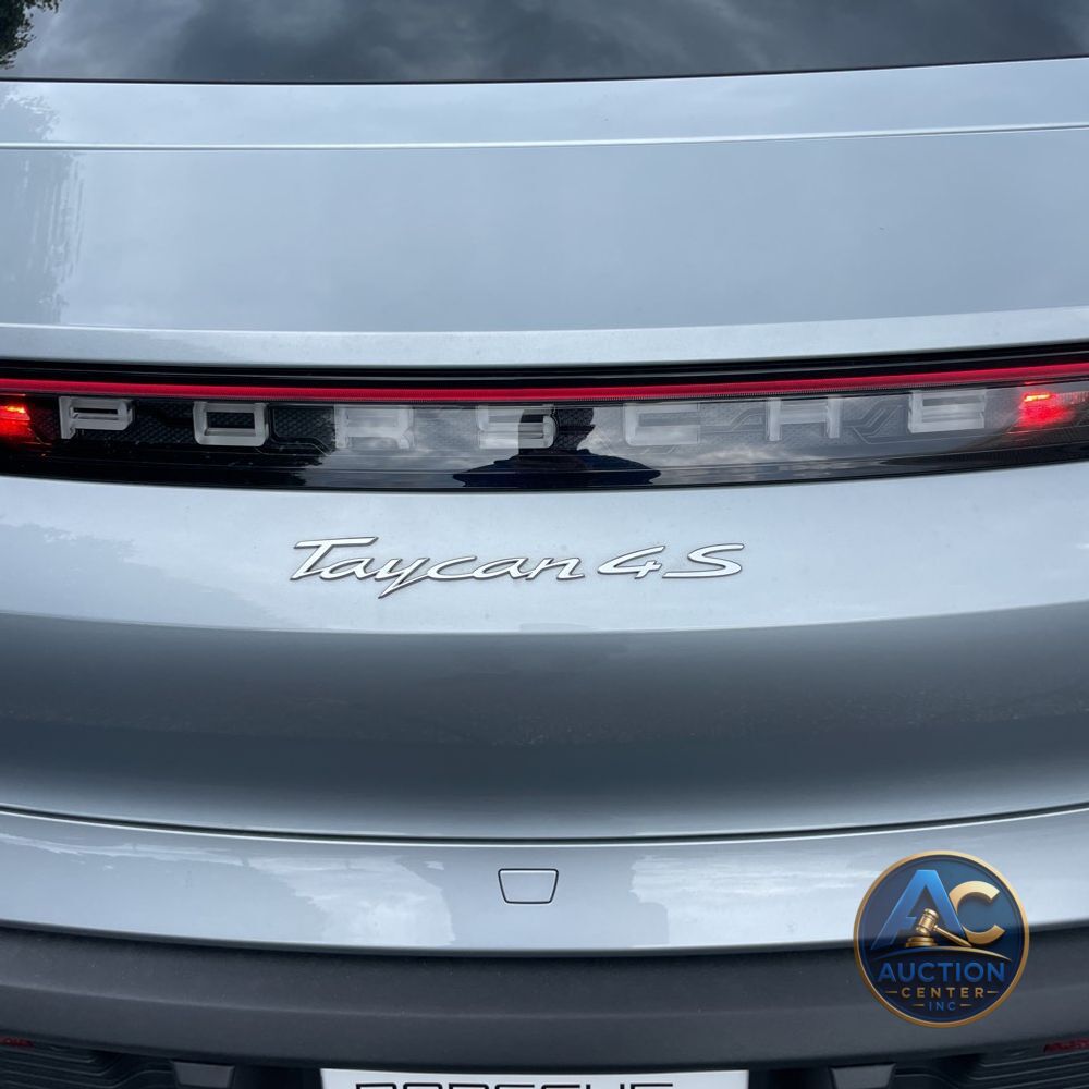 2024 Porsche Taycan 4S