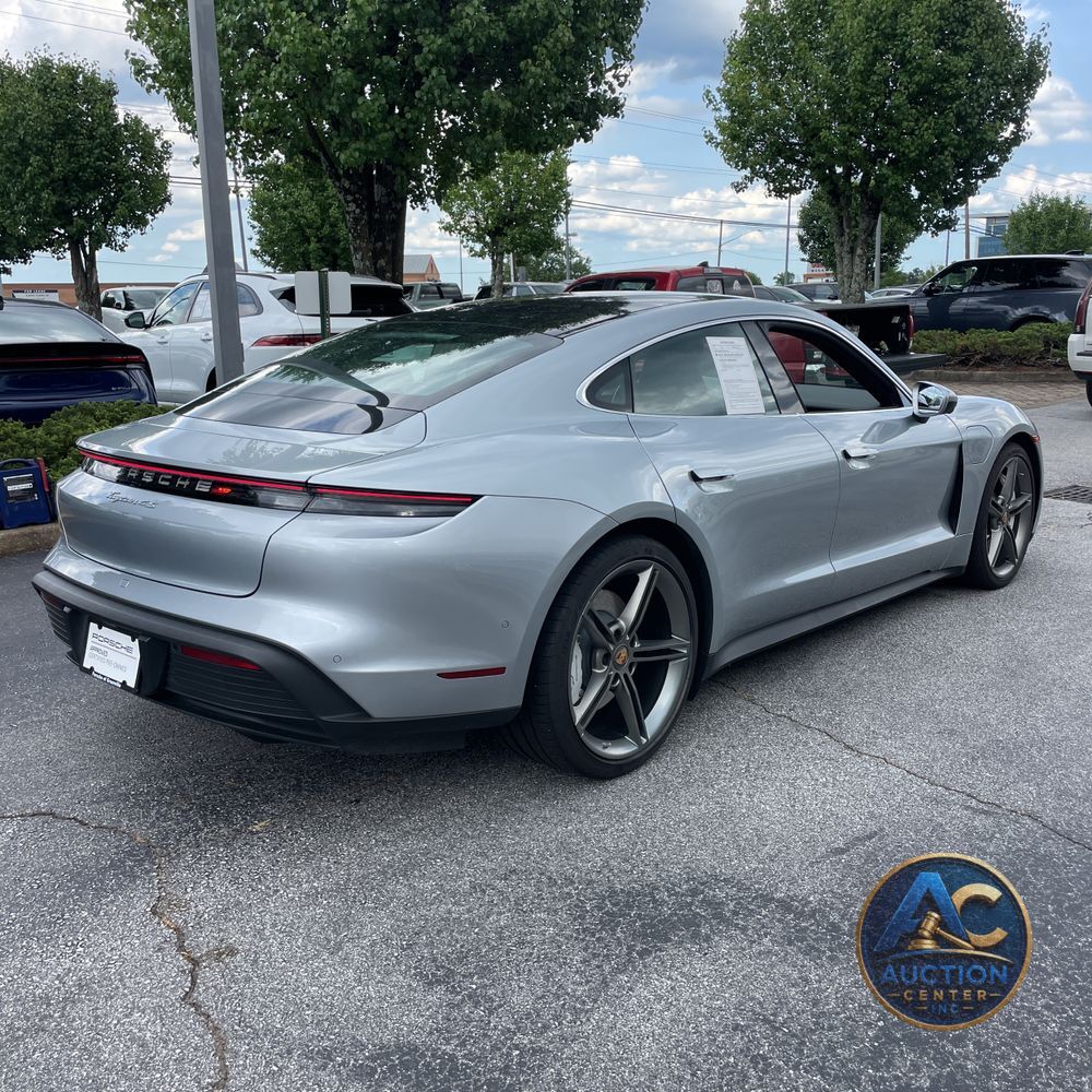 2024 Porsche Taycan 4S