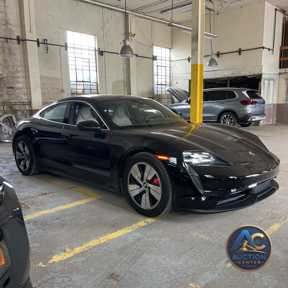 2024 Porsche Taycan 4S