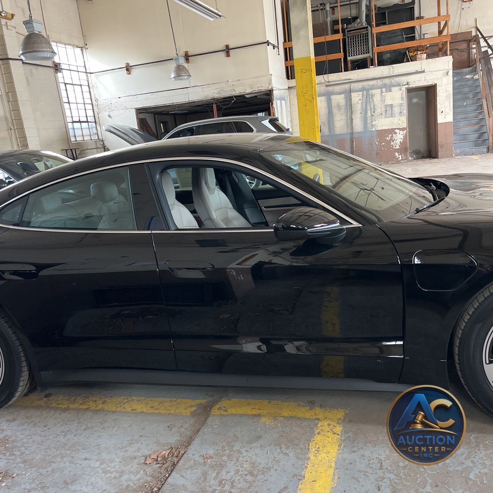 2024 Porsche Taycan 4S