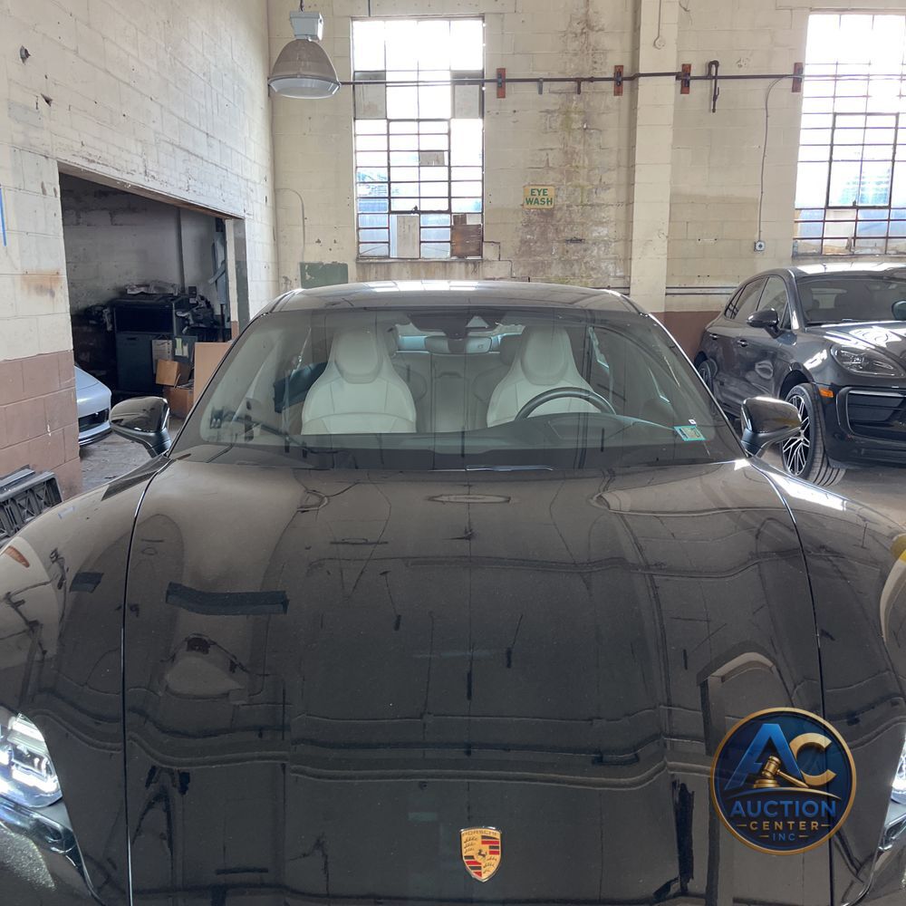 2024 Porsche Taycan 4S