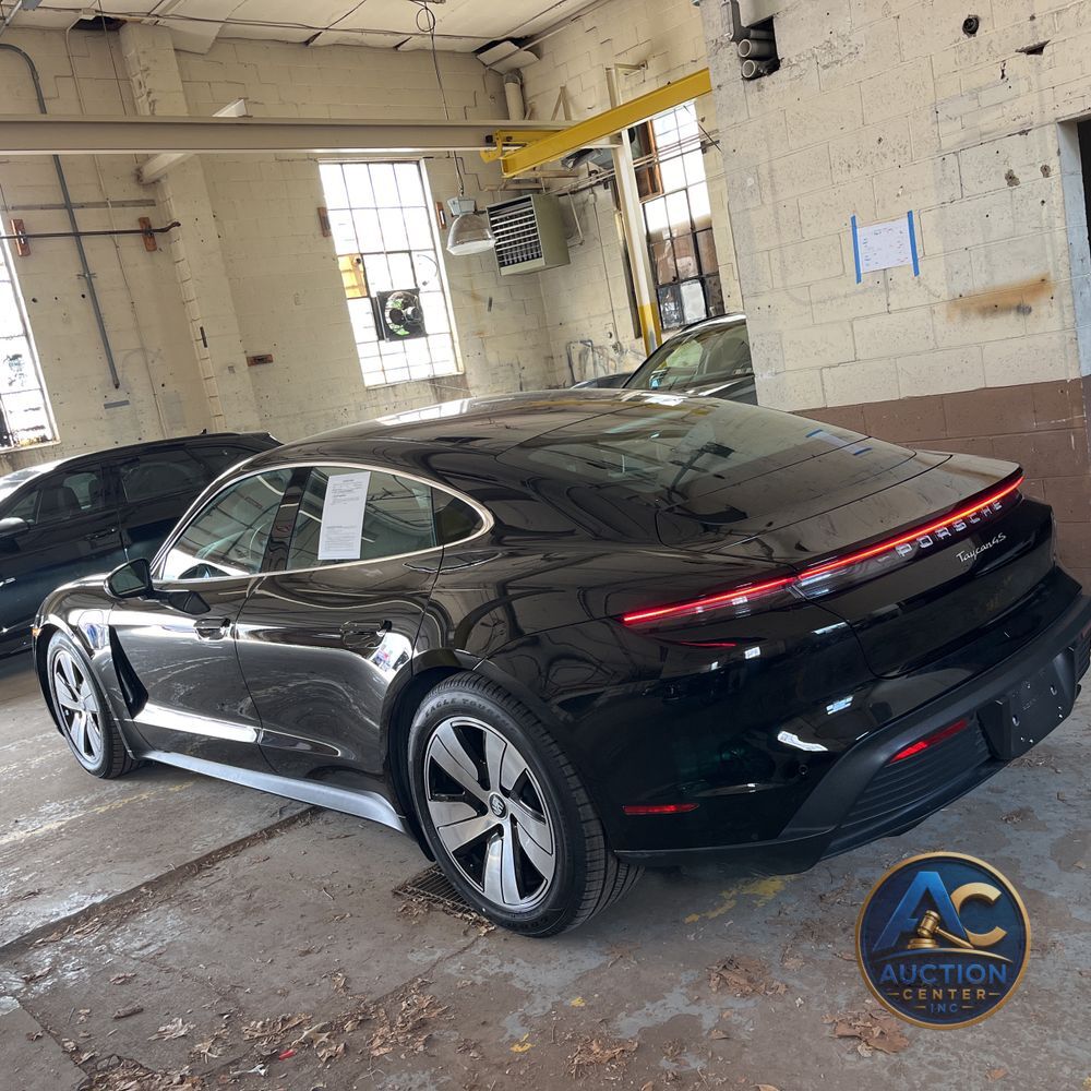 2024 Porsche Taycan 4S