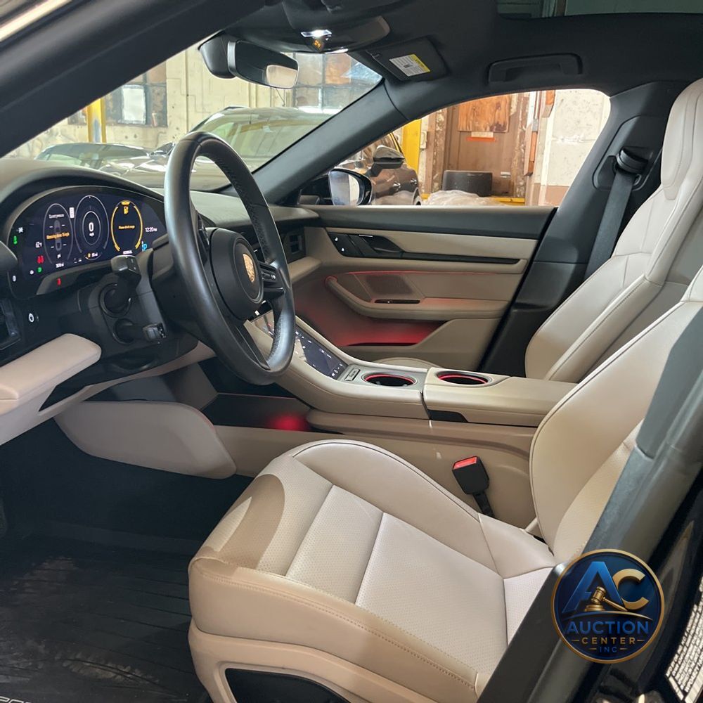 2024 Porsche Taycan 4S