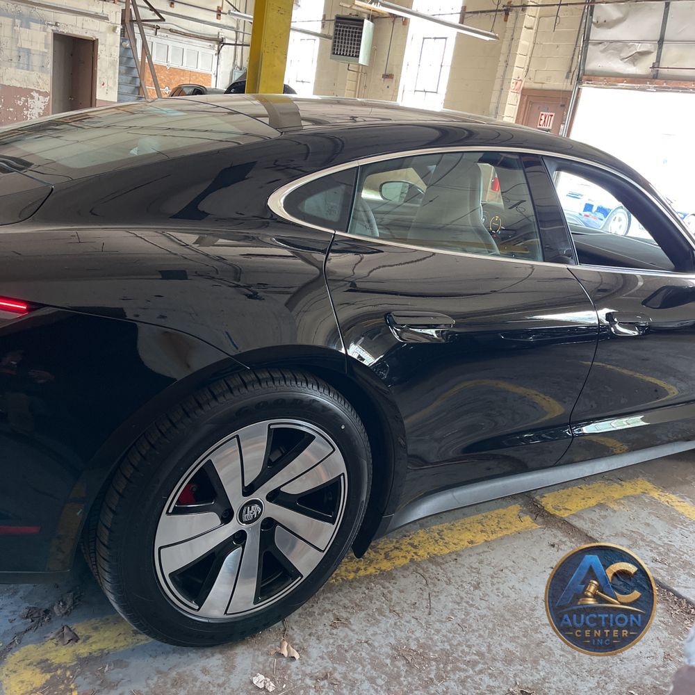 2024 Porsche Taycan 4S