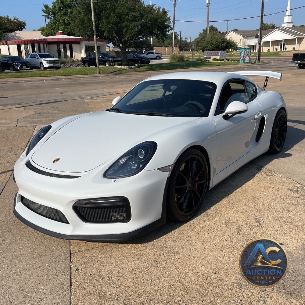 2016 Porsche Cayman GT4