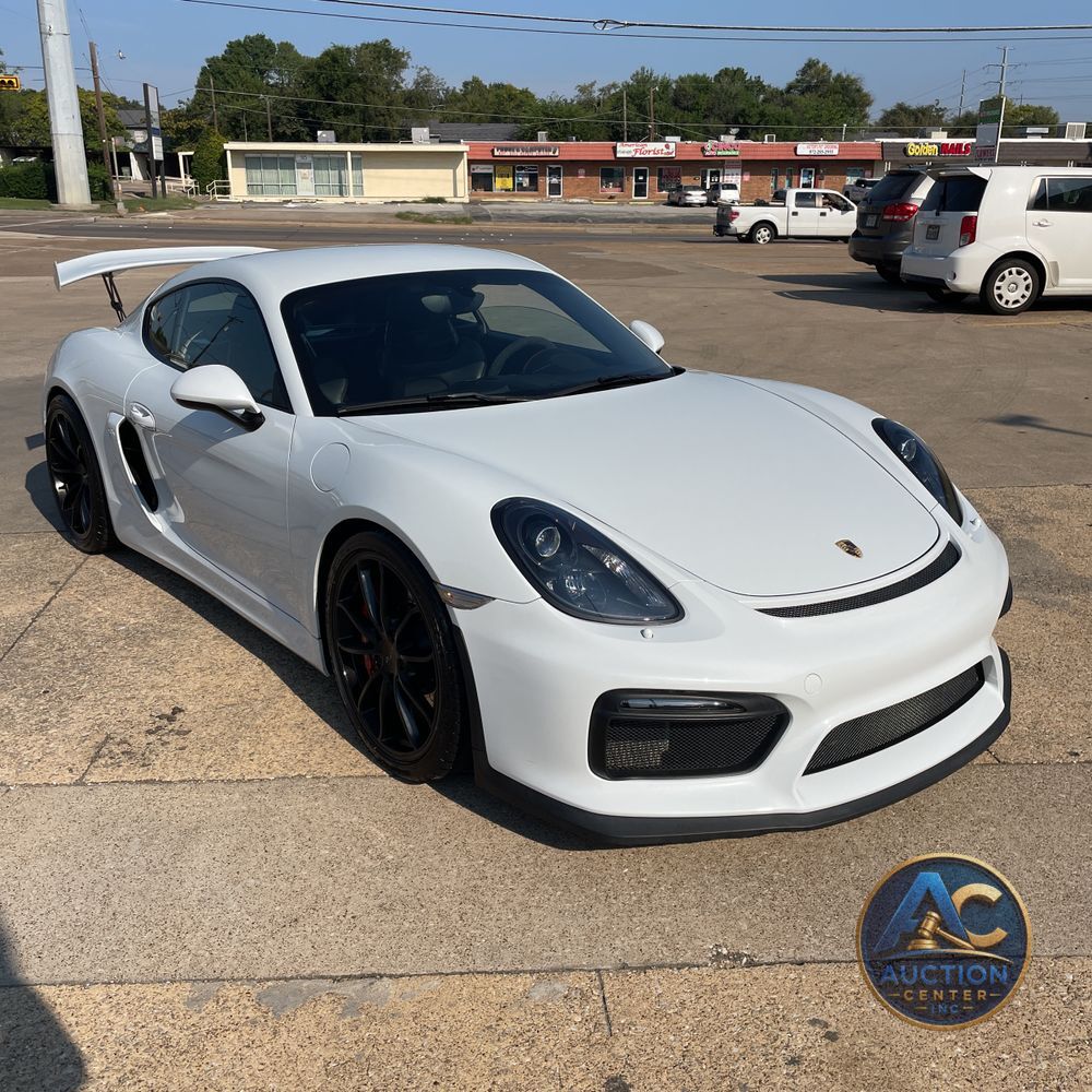 2016 Porsche Cayman GT4