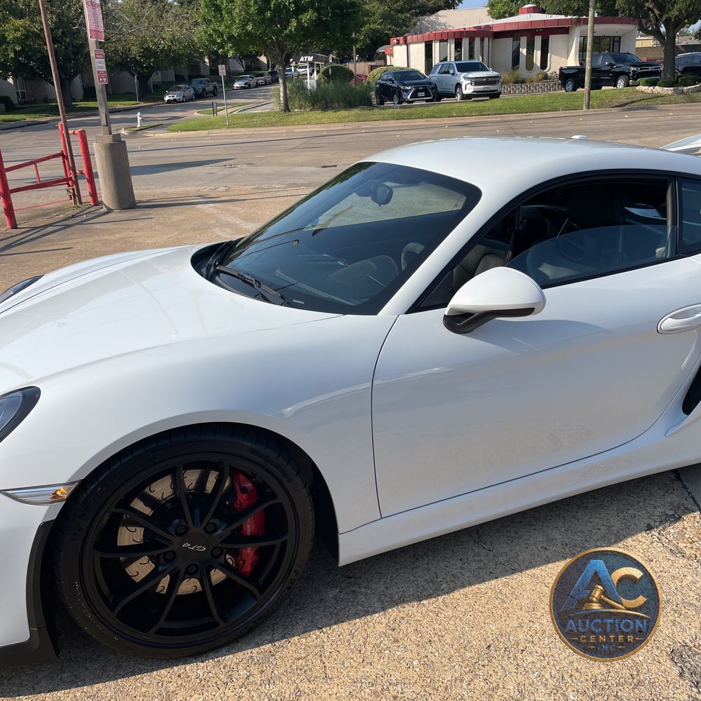 2016 Porsche Cayman GT4