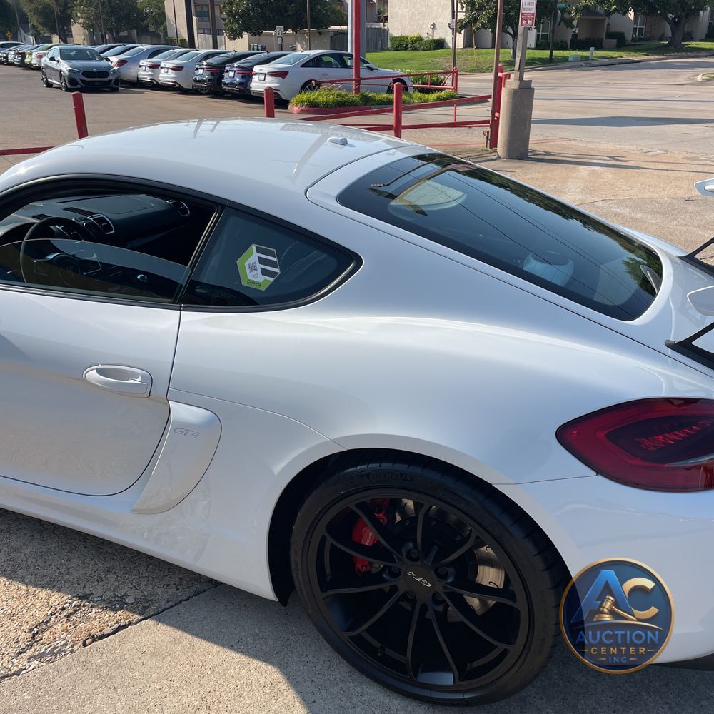 2016 Porsche Cayman GT4