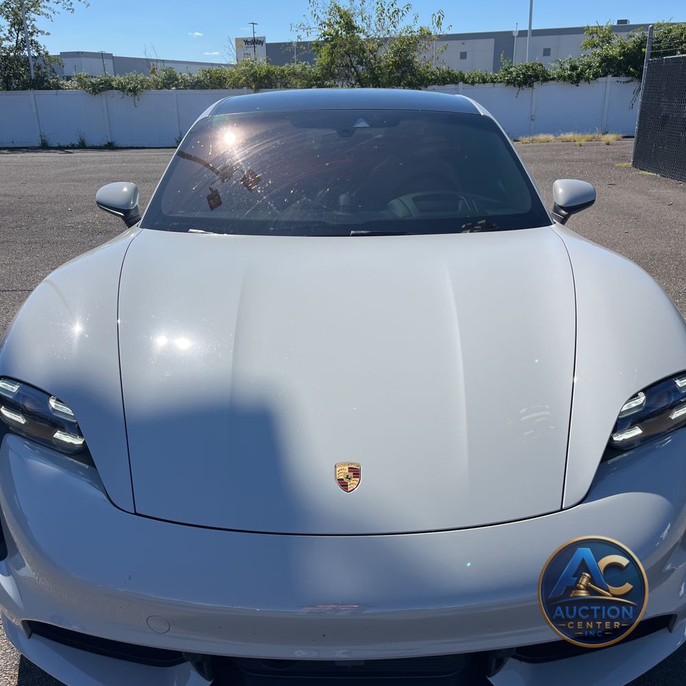 2021 Porsche Taycan Turbo