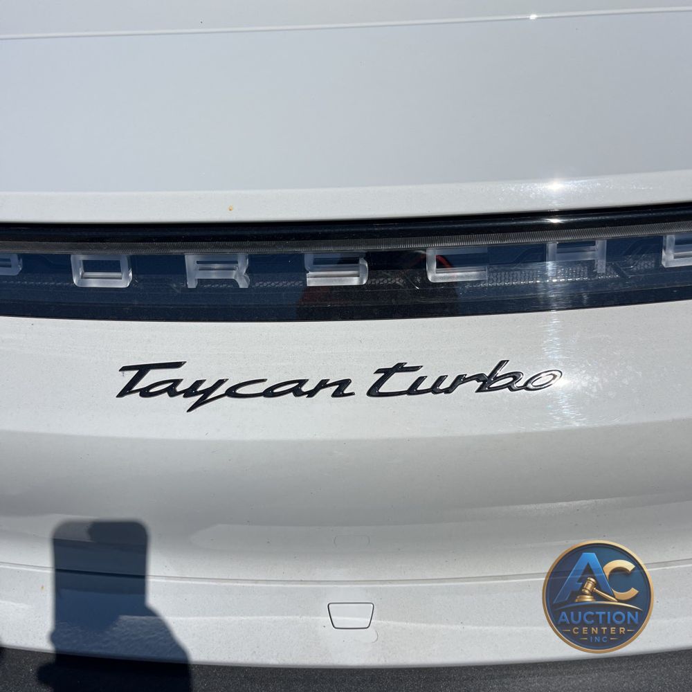 2021 Porsche Taycan Turbo