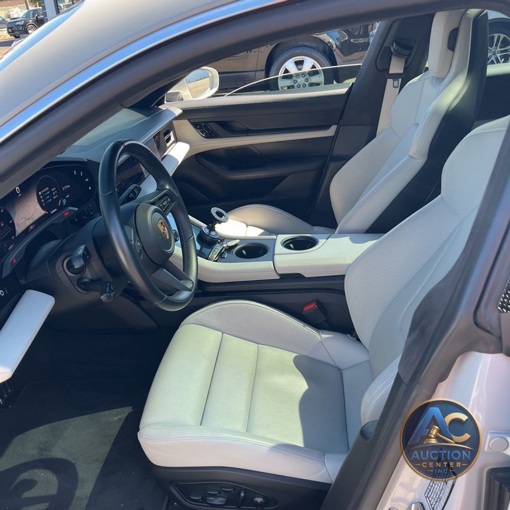 2021 Porsche Taycan Turbo