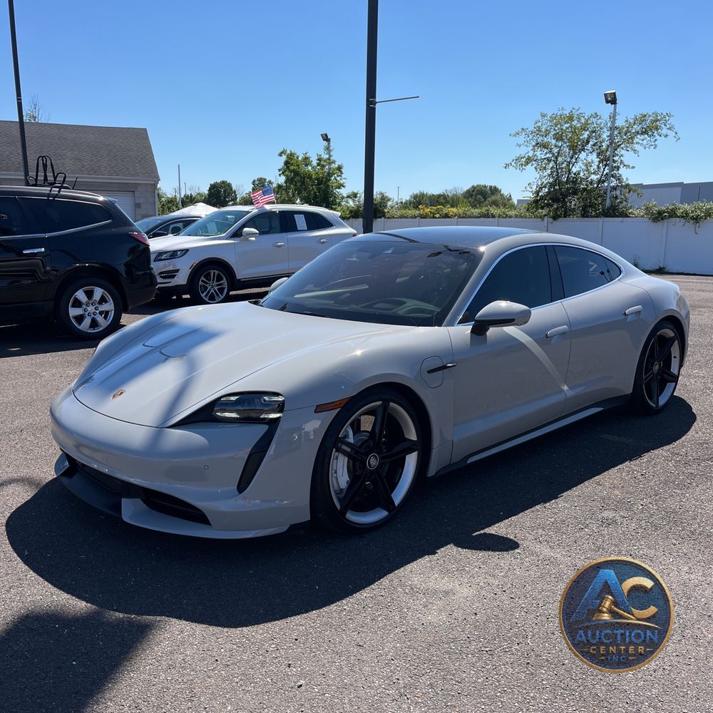 2021 Porsche Taycan Turbo