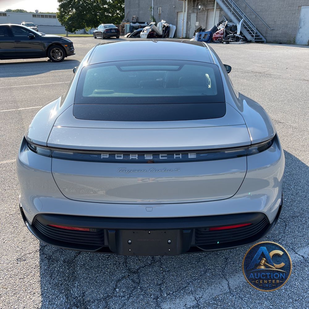 2021 Porsche Taycan Turbo S
