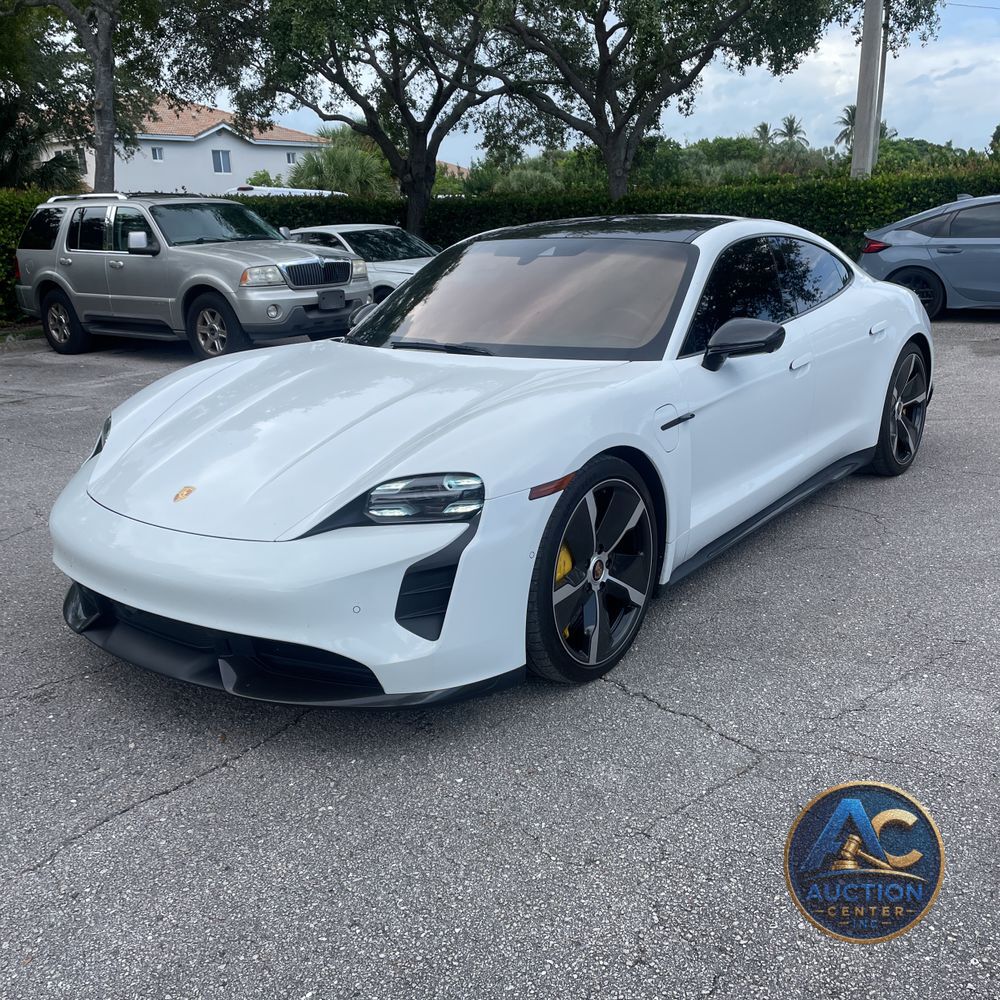 2020 Porsche Taycan Turbo S