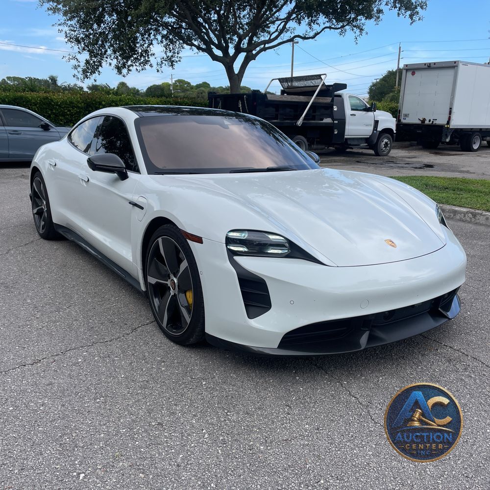 2020 Porsche Taycan Turbo S
