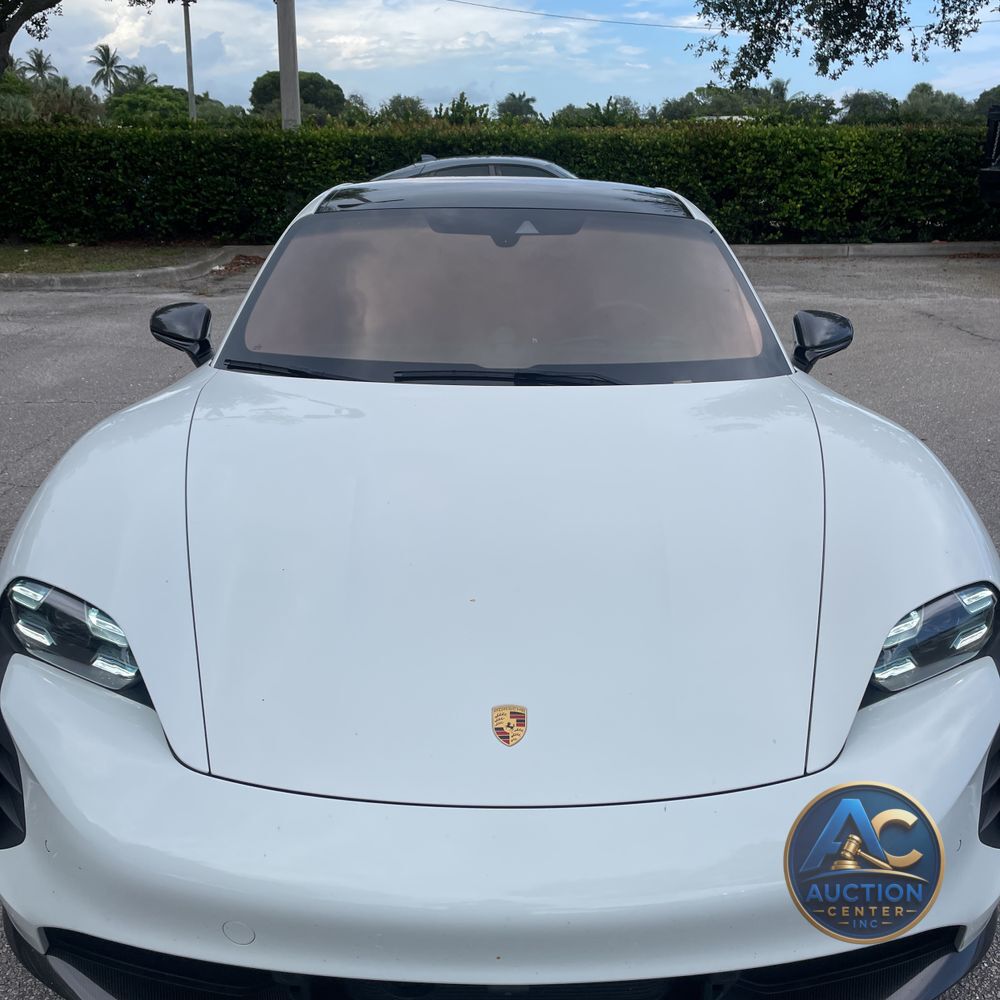 2020 Porsche Taycan Turbo S