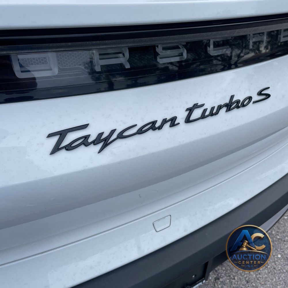 2020 Porsche Taycan Turbo S