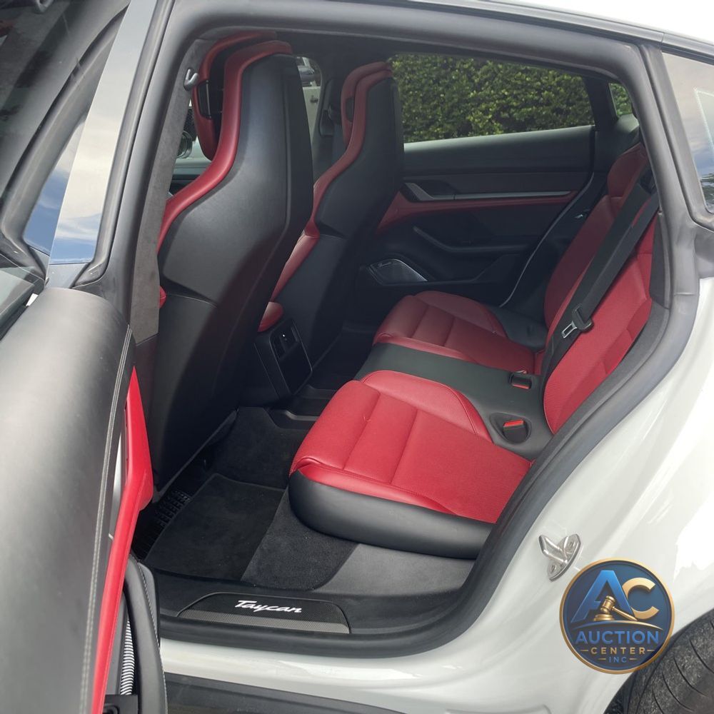 2020 Porsche Taycan Turbo S