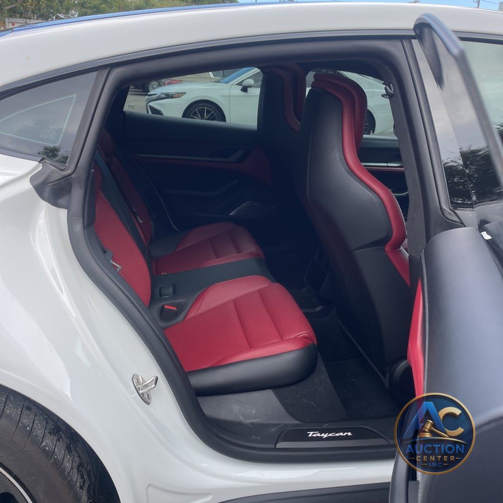 2020 Porsche Taycan Turbo S