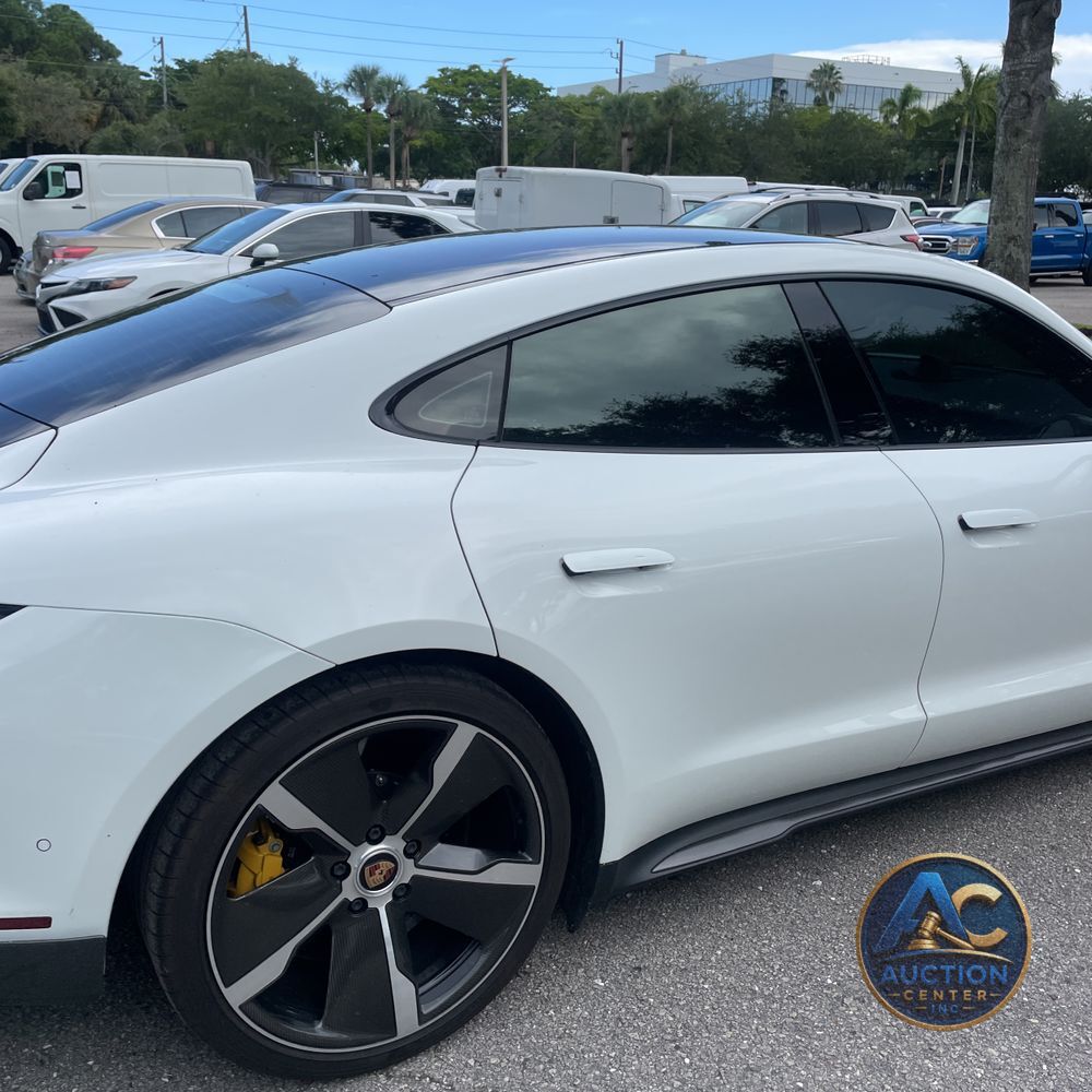 2020 Porsche Taycan Turbo S