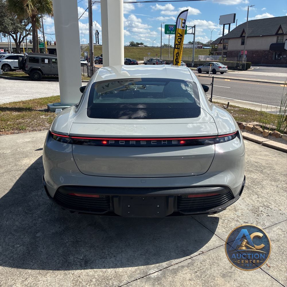 2021 Porsche Taycan Turbo S