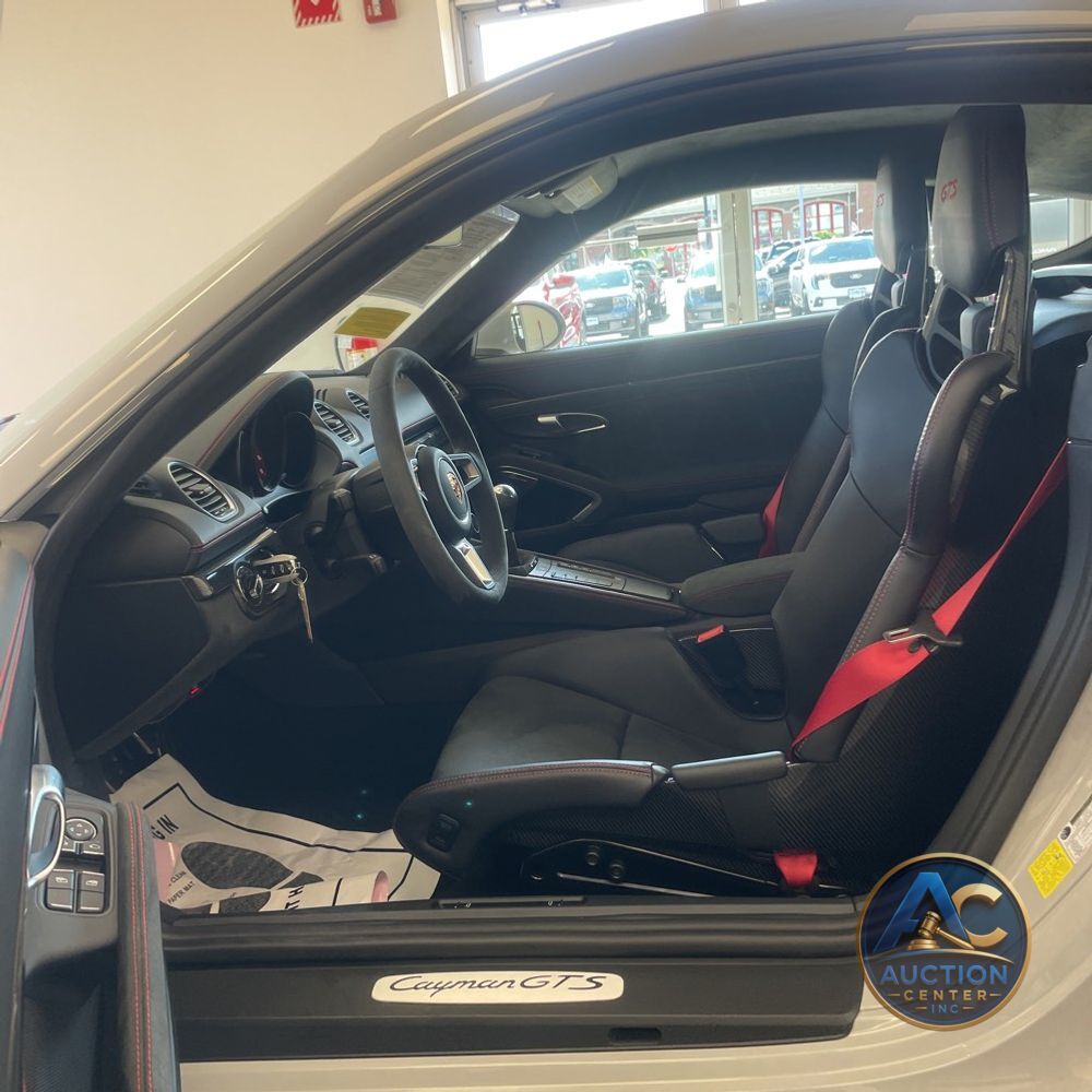2024 Porsche 718 Cayman GTS 4.0