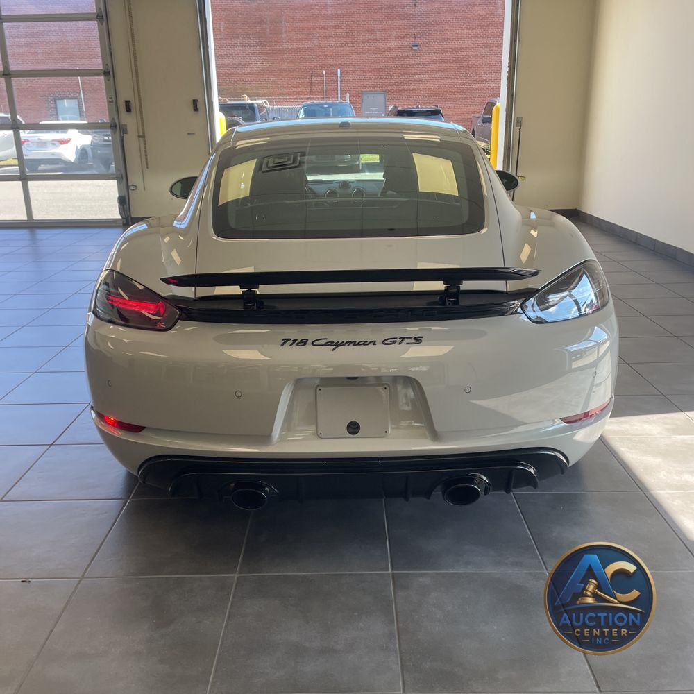 2024 Porsche 718 Cayman GTS 4.0