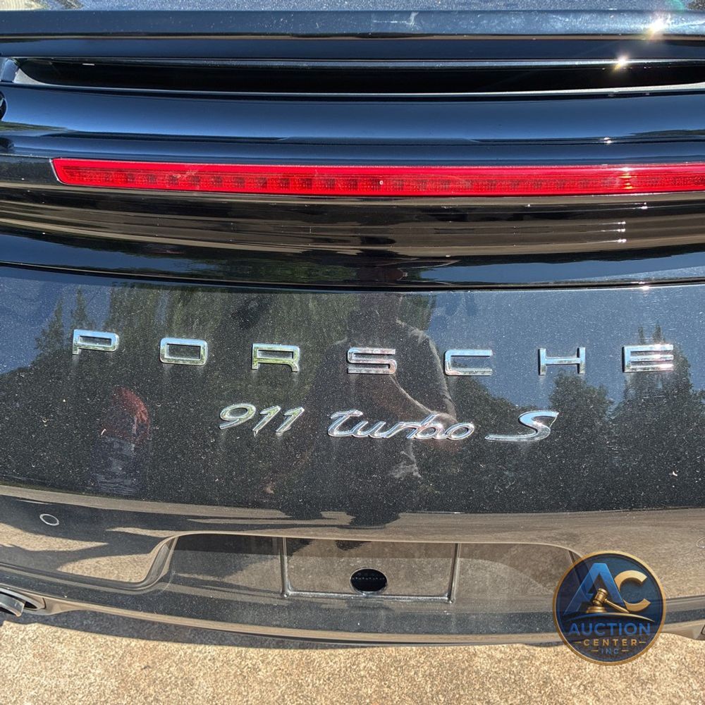2016 Porsche 911 Turbo S