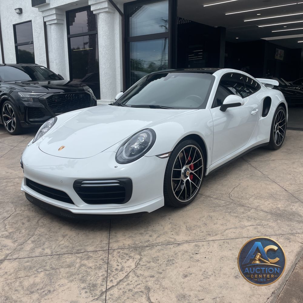 2017 Porsche 911 Carrera 4 Turbo S